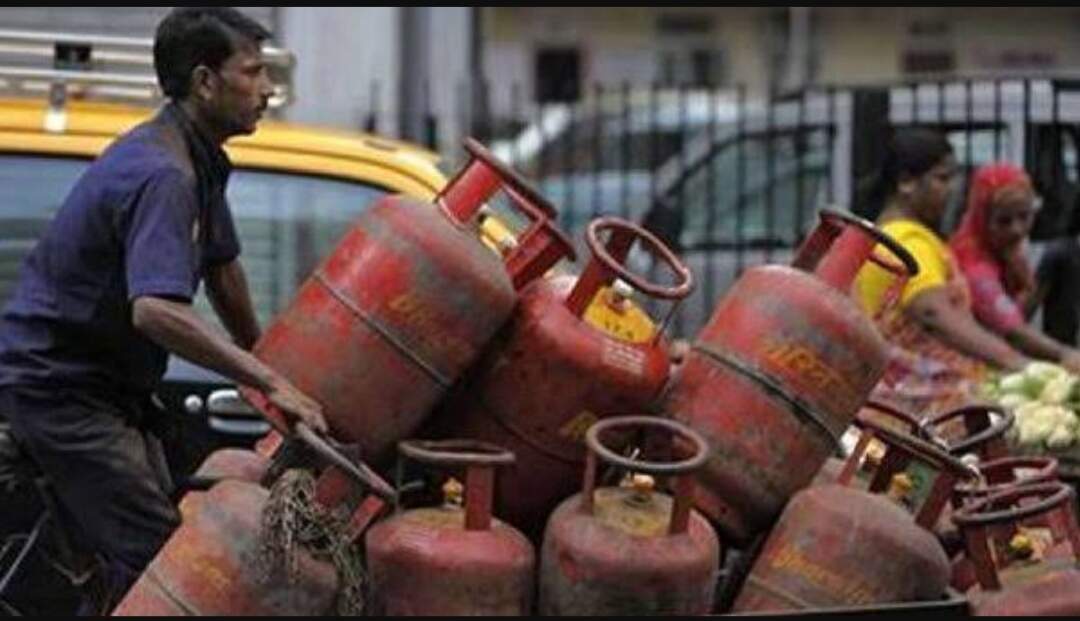1 मई से लागू होंगे ये नियम, बदल जाएंगी कई चीजें