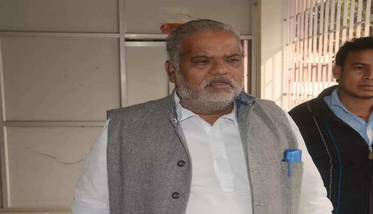 मंत्री श्रवण कुमार 