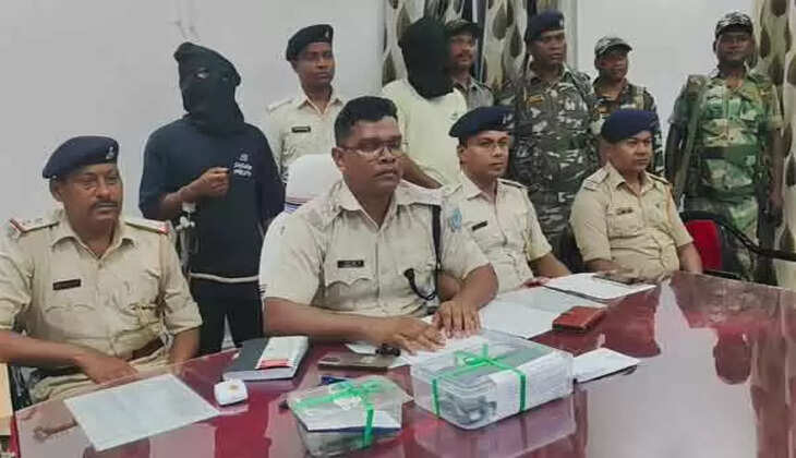 चक्रधरपुर-चाईबासा रोड पर फायरिंग करने वाले दो अपराधी धराये, देसी पिस्टल और कारतूस बरामद