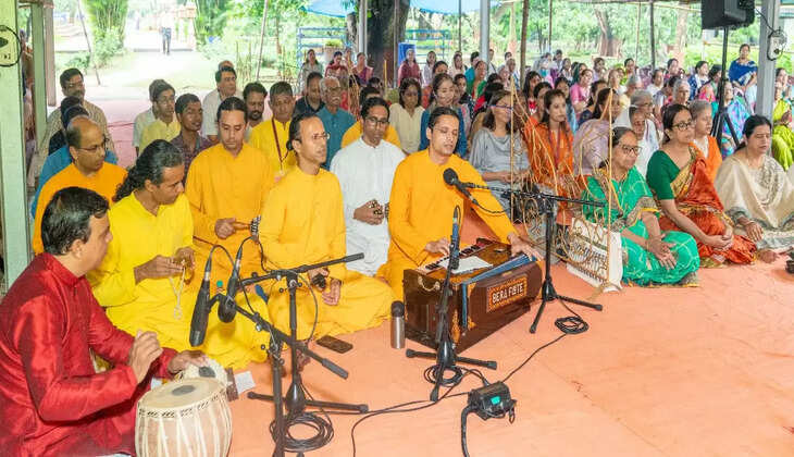 रांची : योगदा आश्रम में श्रद्धा और भक्ति से मनाया गया महावतार बाबाजी स्मृति दिवस