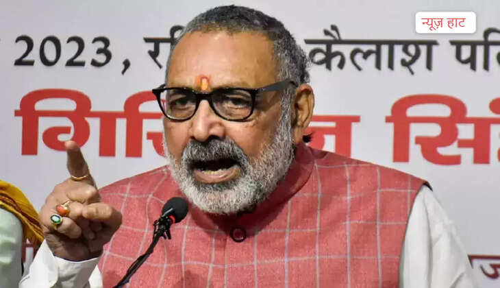 बेगूसराय में गरजे गिरिराज सिंह, बोले- “RJD-कांग्रेस करवा रही है फर्जी वोटिंग