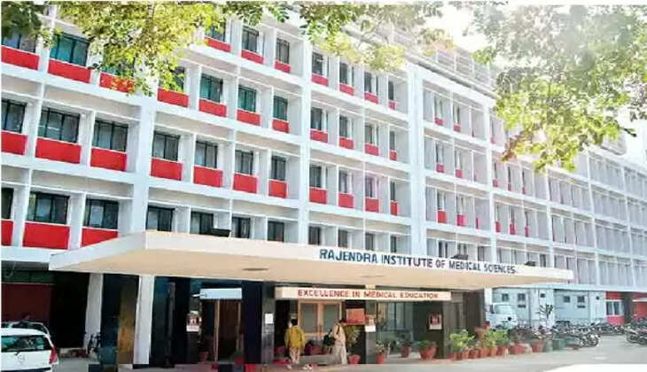 रिम्स में व्यवस्थाओं को दुरुस्त करने की तैयारी, हर तीन महीने में होगी डॉक्टरों की बहाली