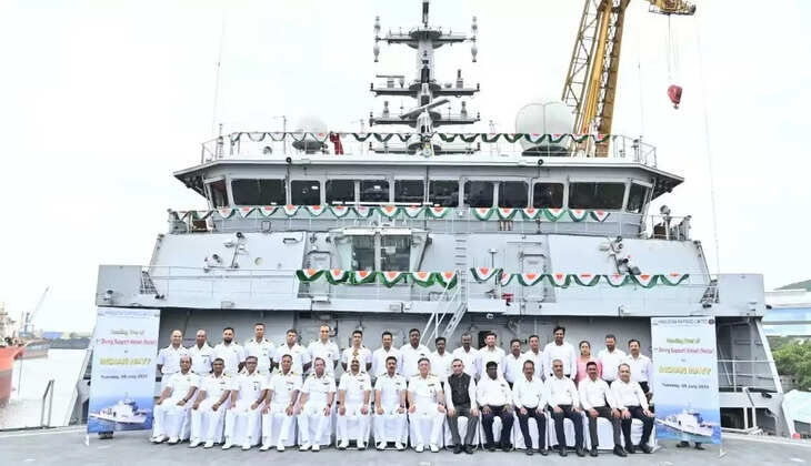भारतीय नौसेना में शामिल हुआ स्वदेशी तकनीक से निर्मित डाइविंग सपोर्ट पोत ‘निस्तार’  