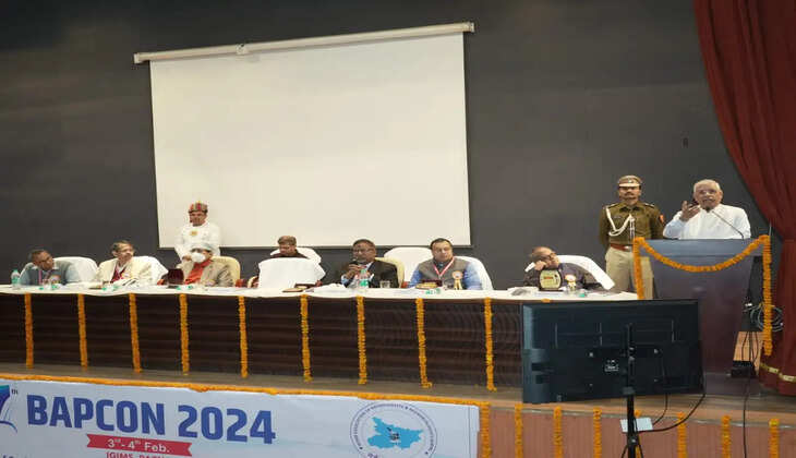 चिकित्सक मरीजों के विश्वास को बनाये रखें : राज्यपाल 