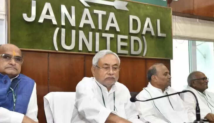 पूर्व मंत्री और विधायक समेत 11 को JDU से निकाला गया, बिहार चुनाव से पहले NDA में बड़ा एक्शन