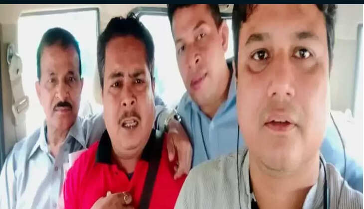  निगरानी विभाग ने किया गिरफ्तार 