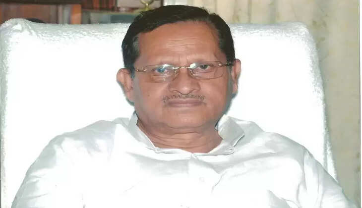 अध्यक्ष 