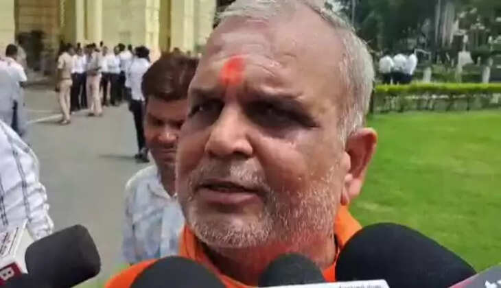 भाजपा विधायक हरिभूषण ठाकुर