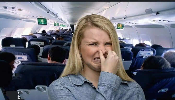 आसमान में पादता रहा यात्री, Co-Passengers की रूकी सांस, Pilot को Land करना पड़ा