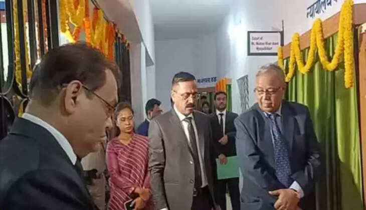 राजधानी रांची में खुला पहला ग्राम न्यायालय, हाईकोर्ट के मुख्य न्यायाधीश और जस्टिस सुजीत नारायण ने किया उद्घाटन 