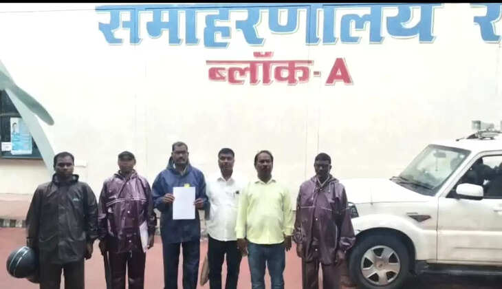 मंत्री शिल्पी नेहा तिर्की के जाति प्रमाण पत्र निरस्तीकरण की मांग को लेकर सामाजिक संगठनों ने DC को सौंपा ज्ञापन