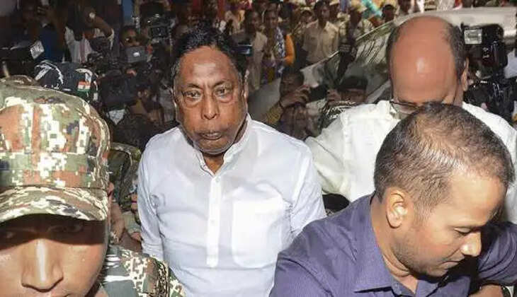 पूर्व मंत्री आलमगीर आलम और ओएसडी संजीव लाल की जमानत याचिका पर सुनवाई टली, ये है वजह 