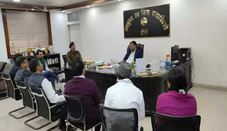 उपायुक्त वरुण रंजन ने शपथ ग्रहण समारोह की तैयारियों का लिया जायजा