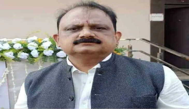 गढ़वा स्ट्रांग रूम से सायरन की आवाज़ पर विधायक मिथिलेश ठाकुर ने उठाए सवाल, कहा-चुनाव आयोग तुरंत ले संज्ञान 