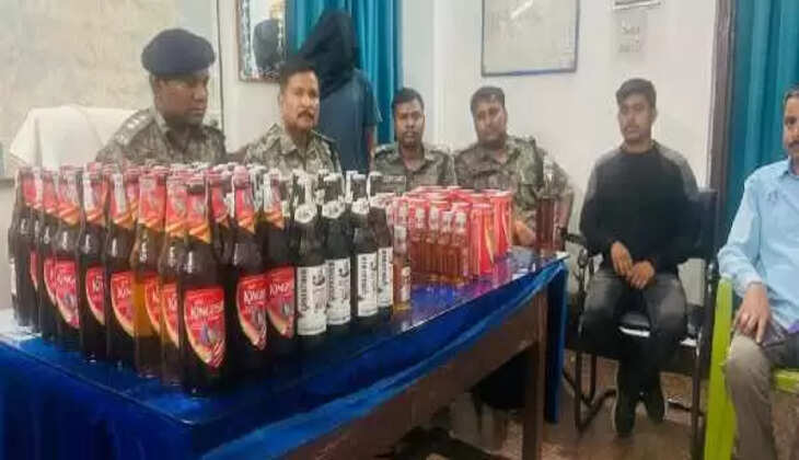 मनोहरपुर पुलिस की बड़ी कार्रवाई, छापेमारी कर अवैध शराब संग विक्रेता को किया गिरफ्तार 