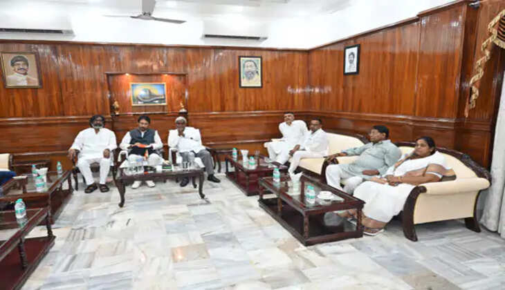 इस्तीफा देंगे मुख्यमंत्री चंपाई सोरेन, राज्यपाल ने शाम साढ़े 7 बजे मिलने का दिया समय 