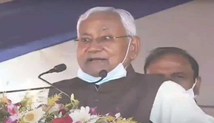 नीतीश कुमार 