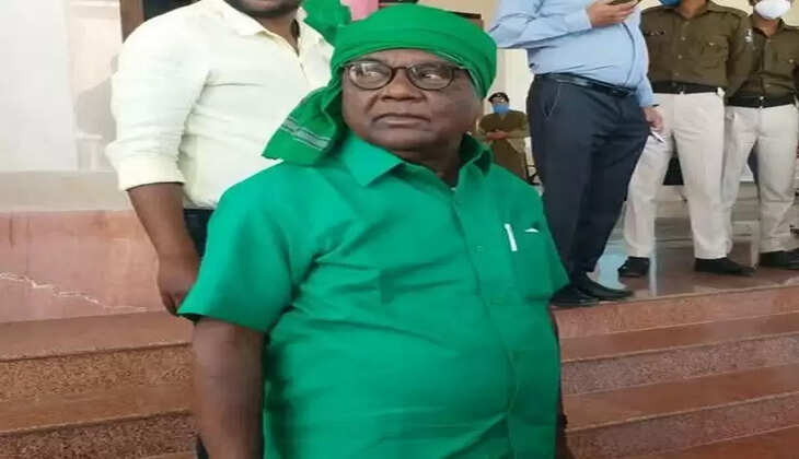 लोबिन हेंब्रम ने राजमहल लोकसभा सीट से नामांकन दाखिल किया