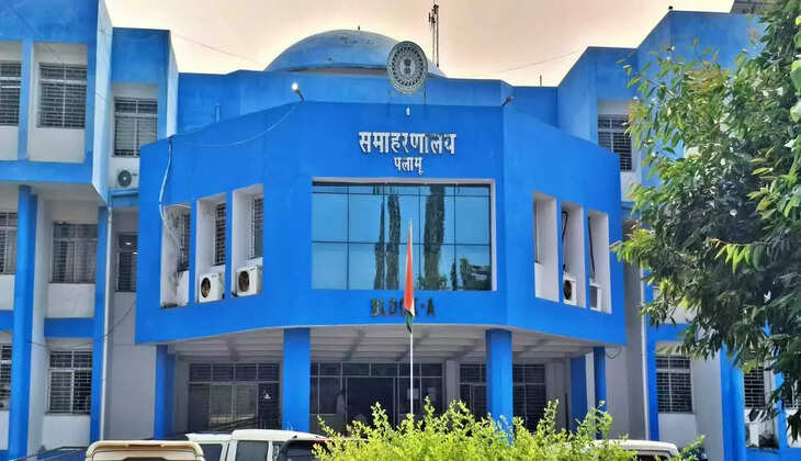 पलामू में मनरेगा में अनियमितताओं पर एक करोड़ से अधिक का जुर्माना, अधिकारी व जनप्रतिनिधि नहीं दे रहे ध्यान