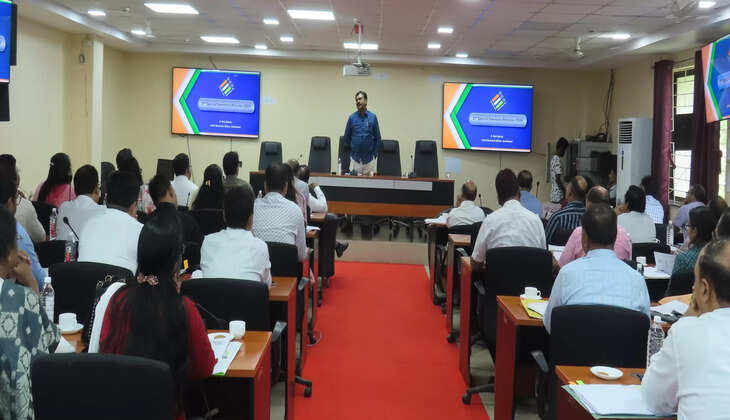 बीएलओ सुपरवाइजर मतदाता सूची का करेंगे घर-घर भौतिक सत्यापन  :  के. रवि कुमार 