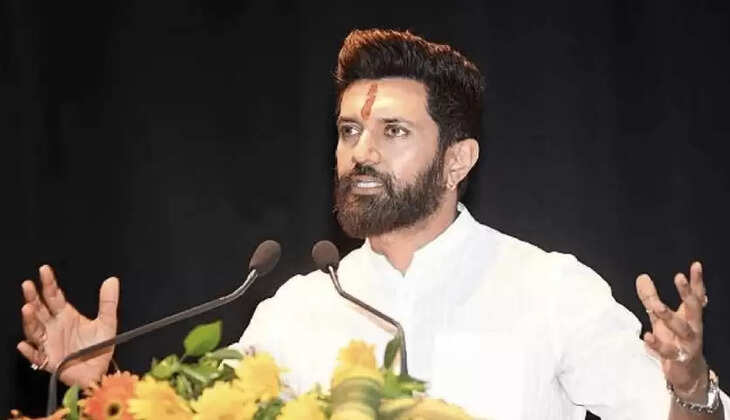 एनडीए में सीट शेयरिंग पर खींचतान के बीच चिराग पासवान को बड़ा झटका, लोजपा (रामविलास) के प्रवक्ता कुमार सौरभ सिंह ने दिया इस्तीफा