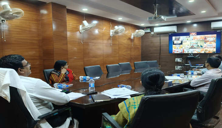 विधानसभा चुनाव की तारीखों का ऐलान होते ही मुख्य निर्वाचन पदाधिकारी ने सभी जिले के उपायुक्तों के साथ की अहम बैठक 