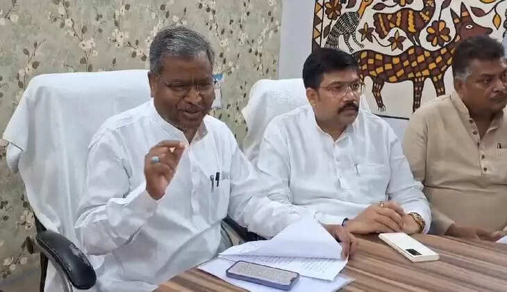 आदिवासी जमीन इस महाजन सोरेन परिवार ने हड़पे