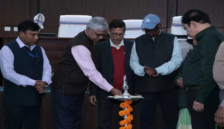 सादगी भरे अंदाज में मनाया गया झारखंड विधानसभा स्थापना दिवस