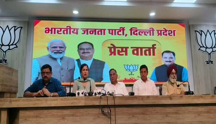 दिल्ली नगर निगम में नेता प्रतिपक्ष ने महापौर के विरुद्ध सर्वोच्च न्यायालय की अवमानना की याचिका दायर की