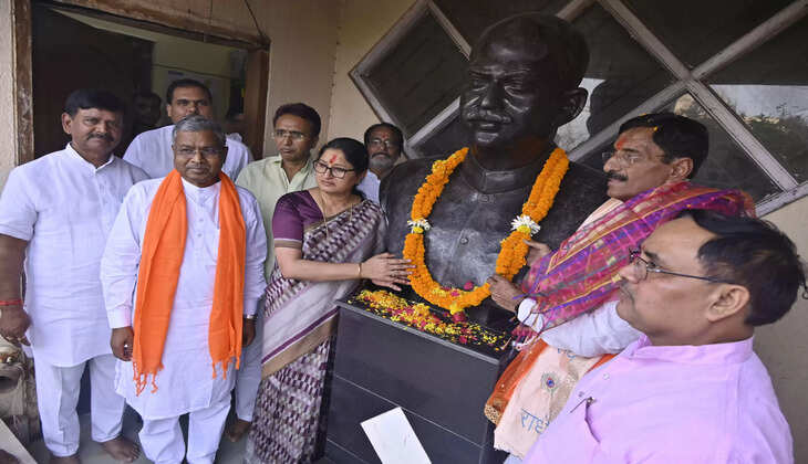 मोदी सरकार 3.0 में झारखंड से नव नियुक्त केंद्रीय मंत्री अन्नपूर्णा देवी और संजय सेठ पहुंचे रांची