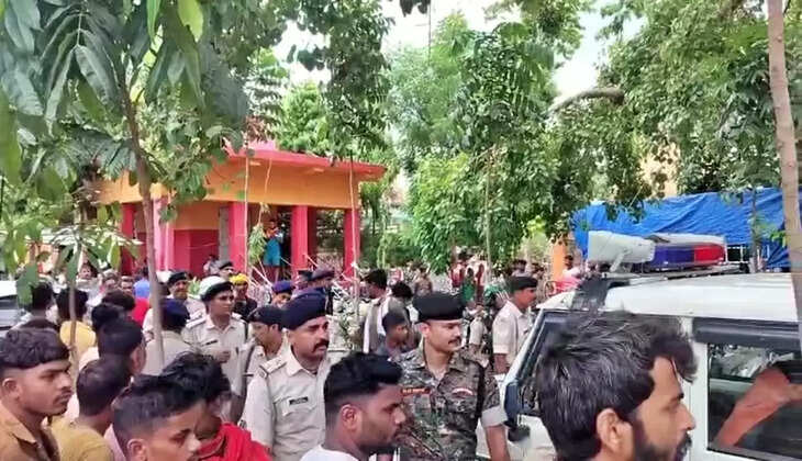 पश्चिम चंपारण: युवक की मौत के बाद सिरिसिया थाने में ग्रामीणों ने किया हंगामा, SHO निलंबित