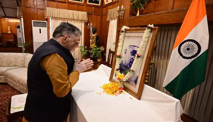 बाल दिवस के अवसर राज्यपाल ने पंडित जवाहरलाल नेहरू को श्रद्धांजलि अर्पित की 