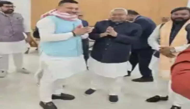 सियासत का नया स्वर्ण अध्याय: रिकॉर्डधारी नीतीश कुमार को छोटू सिंह ने किया सम्मानित