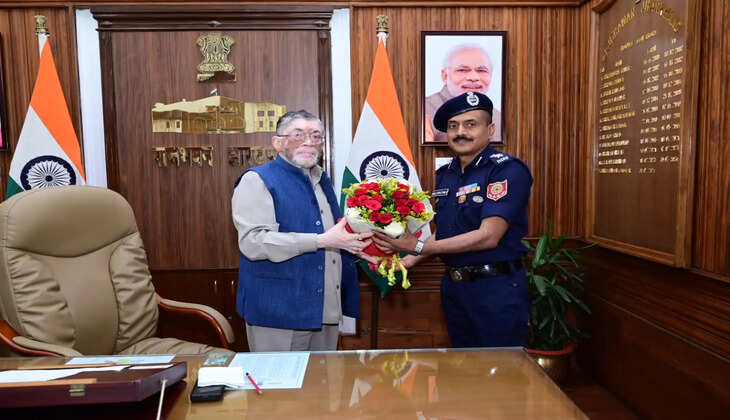 रांची में एनडीआरएफ शाखा खोलने की तैयारी, कमांडेंट एस. के. सिंह ने राज्यपाल से की मुलाकात