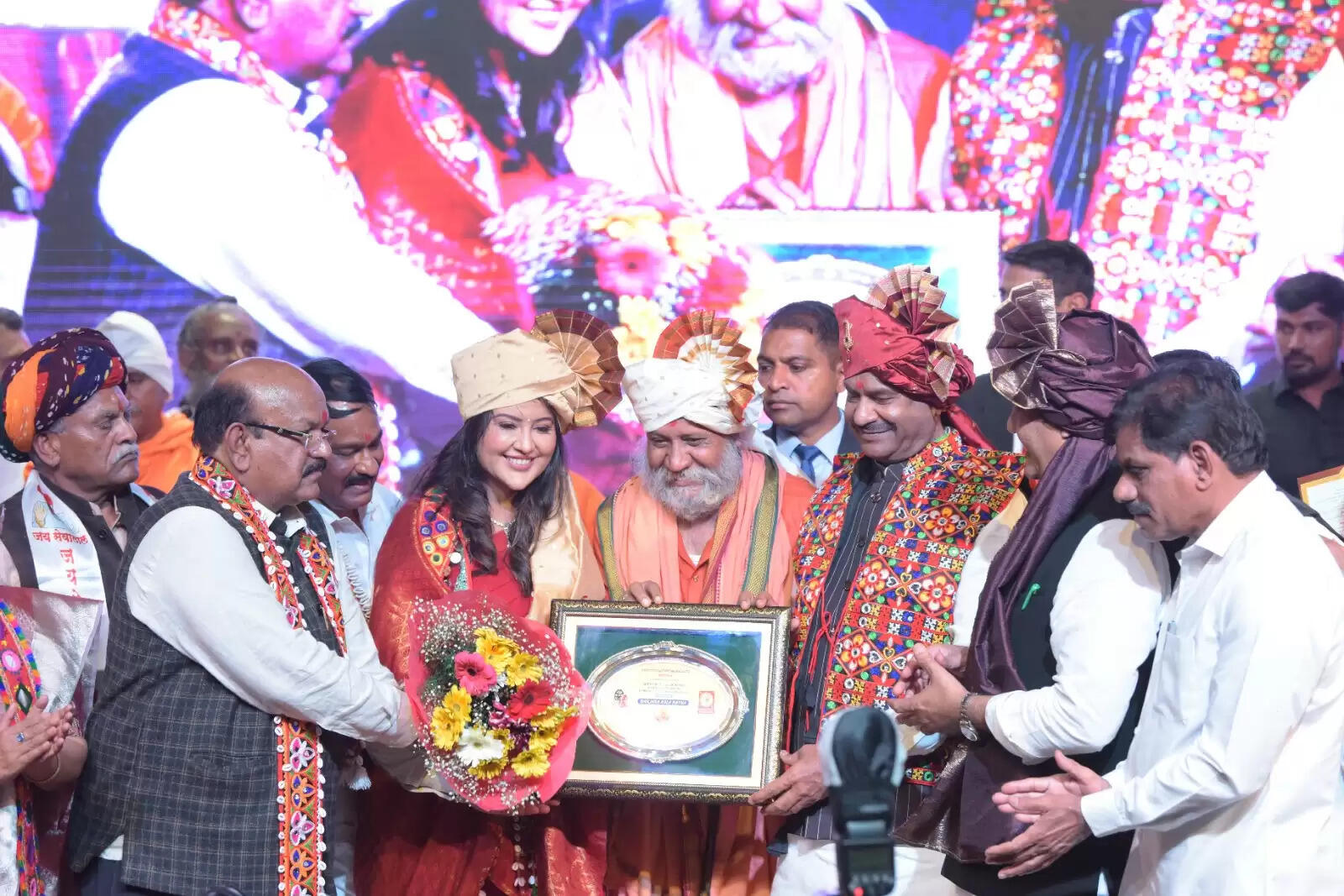 बंजारा समुदाय के उत्थान पर लोकसभा अध्यक्ष ओम बिरला की अपील, समान अधिकार और आरक्षण नीति की मांग