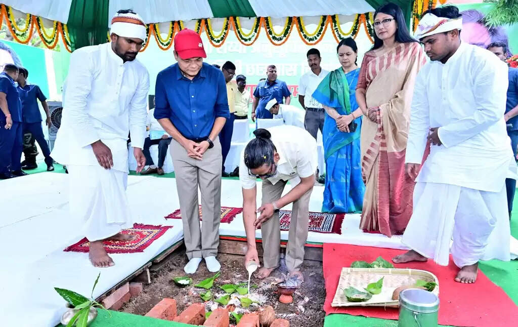 विद्यार्थियों के बेहतर भविष्य के लिए सभी आवश्यक संसाधन करायेगी उपलब्ध सरकार : हेमंत सोरेन 