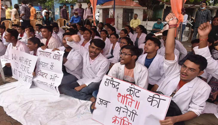 Ranchi:  डॉक्टरों की हड़ताल खत्म, आरोपी गिरफ्तारी के बाद काम पर लौटे चिकित्सक