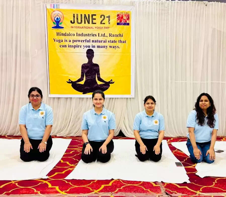 अंतरराष्ट्रीय योग दिवस पर हिंडाल्को कर्मियों ने उत्साहपूर्वक किया योगाभ्यास