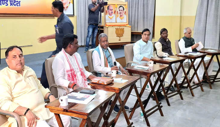 हेमंत सरकार पर हिमंता बिस्वा सरमा का बड़ा हमला, कहा–युवाओं की मौत के लिए जिम्मेदार है सरकार, राष्ट्रीय मानवाधिकार में करेंगे शिकायत