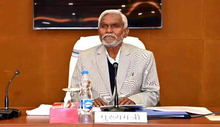 मुख्यमंत्री ने टैक्स वसूली के कार्य में तेजी लाने का अधिकारियों को दिया निर्देश