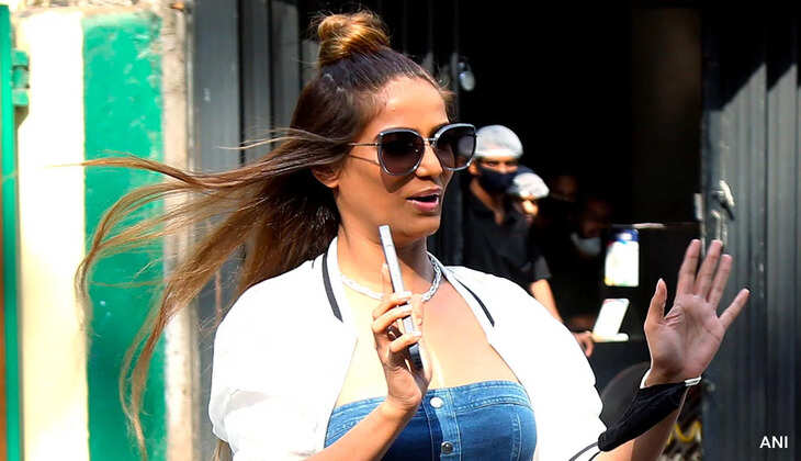 32 वर्षीय मॉडल और एक्ट्रेस पूनम पांडे का निधन 