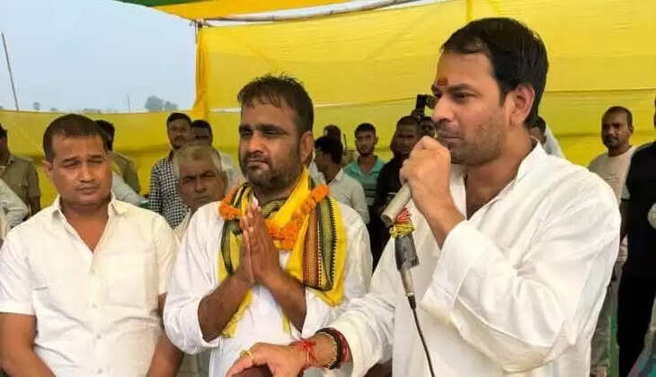 Bihar Election 2025: लालू परिवार में बढ़ी खींचतान- राघोपुर की सभा में तेजप्रताप बोले, दूसरा लालू यादव पैदा हो गया है…