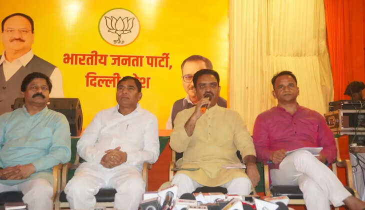 राहुल गांधी अविलम्ब अपने पद से इस्तीफा दें और देश के एस.सी. समाज से माफी मांगे : असीम अरुण 