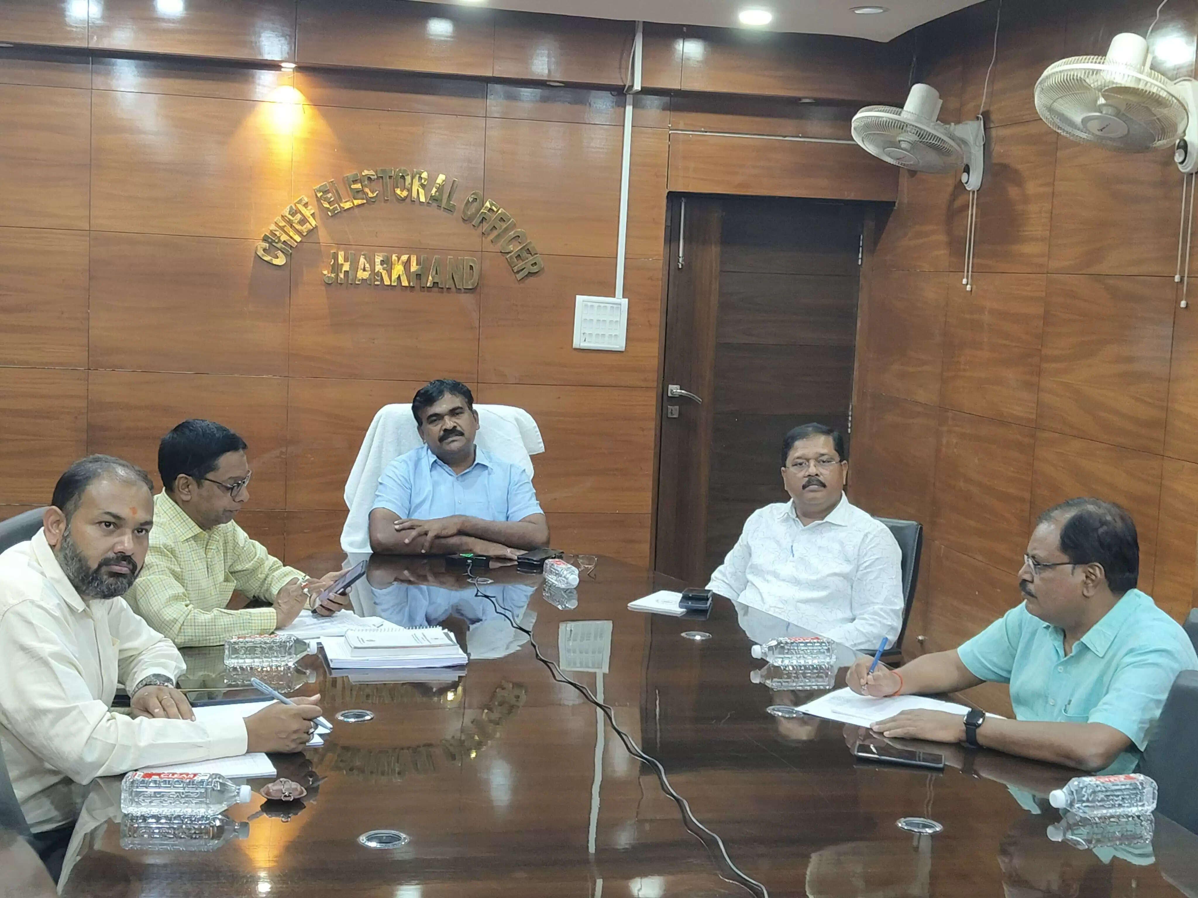 झारखंड के बीएलओ और वालेंटियर IIIDEM में होंगे प्रशिक्षित, मुख्य निर्वाचन पदाधिकारी के. रवि कुमार ने टीम की तैयारियों का लिया जायजा