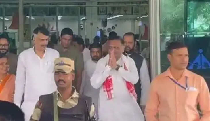 भारत जोड़ो यात्रा की पहली वर्षगांठ पर रांची पहुंचे प्रभारी अविनाश पांडेय, कहा-   केंद्र सरकार रोज नया-नया शिगुफा छेड़ती है