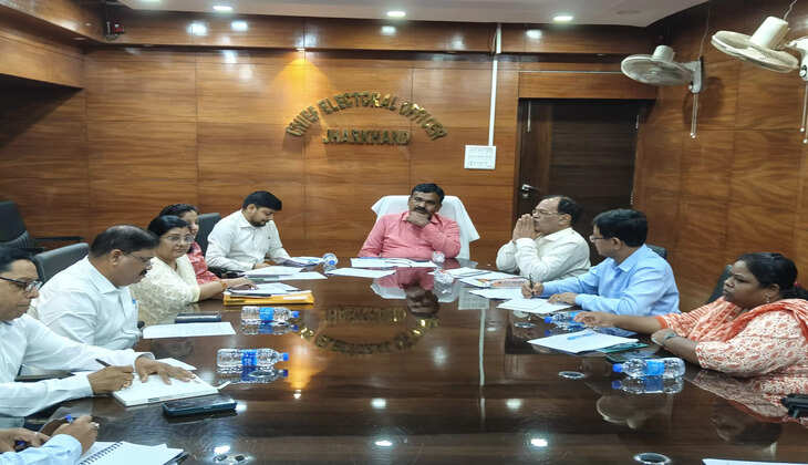 दिव्यांग मतदाताओं को मतदान के लिए आवश्यक न्यूनतम सुविधाओं की उपलब्धता के लिए राज्य स्तरीय बैठक का आयोजन 