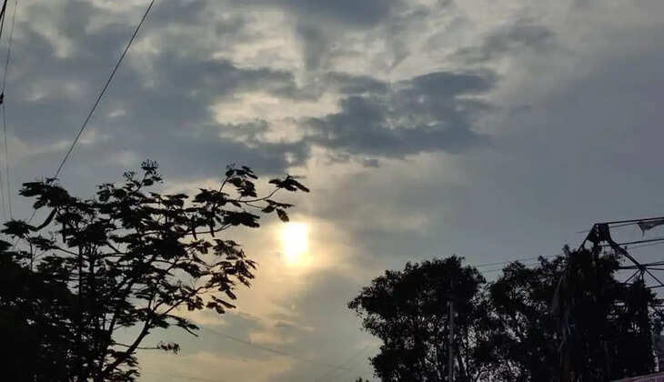 Ranchi : राज्य में बदलने लगा मौसम का मिजाज, राज्य के इन हिस्सों में छाये रहेंगे बादल, तापमान में पांच डिग्री तक की गिरावट