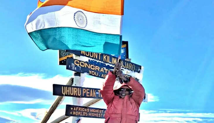 माउंट किलिमंजारो पर लहराया बिहार पुलिस का परचम, सब-इंस्पेक्टर चंदन कुमार ने रचा इतिहास
